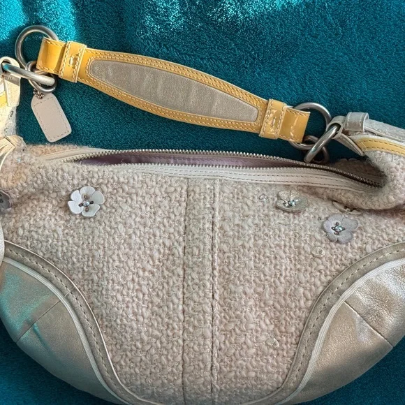 Coach Chelsea Tea Rose RARE Leather Tweed SoHo Bag - Picture 2 of 16